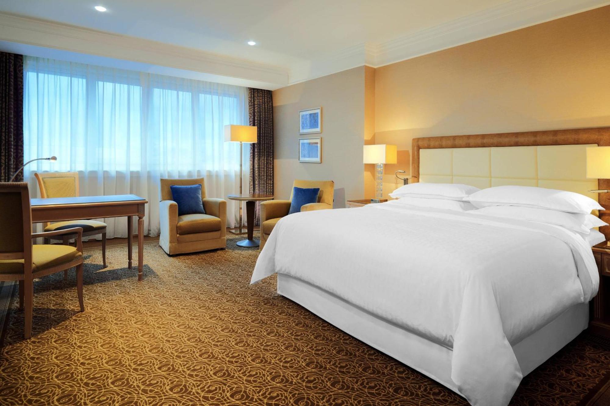 Sheraton Club Des Pins Resort Bagian luar foto