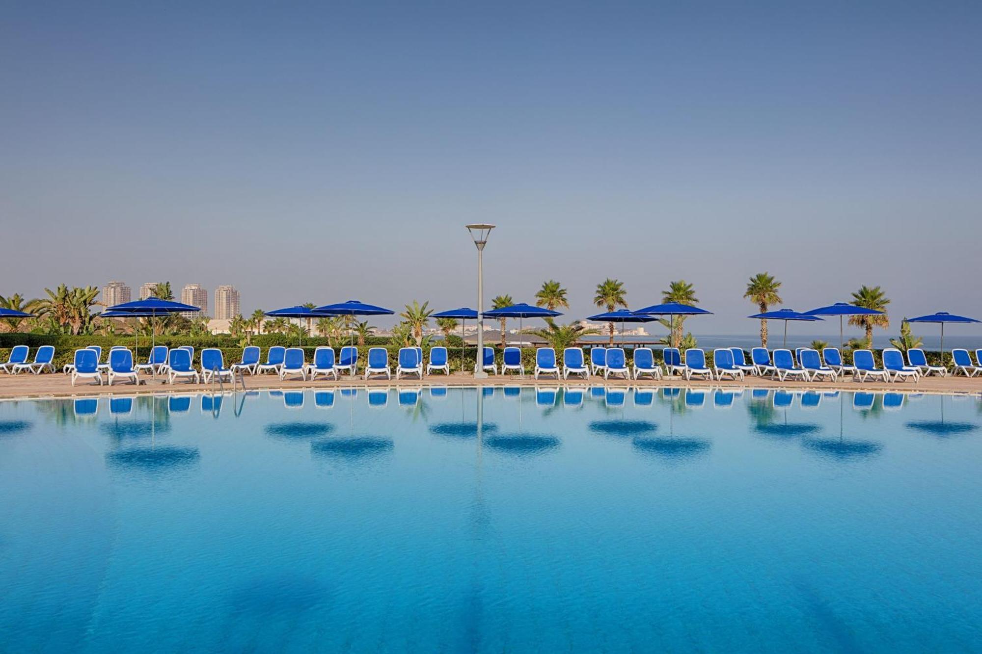 Sheraton Club Des Pins Resort Bagian luar foto