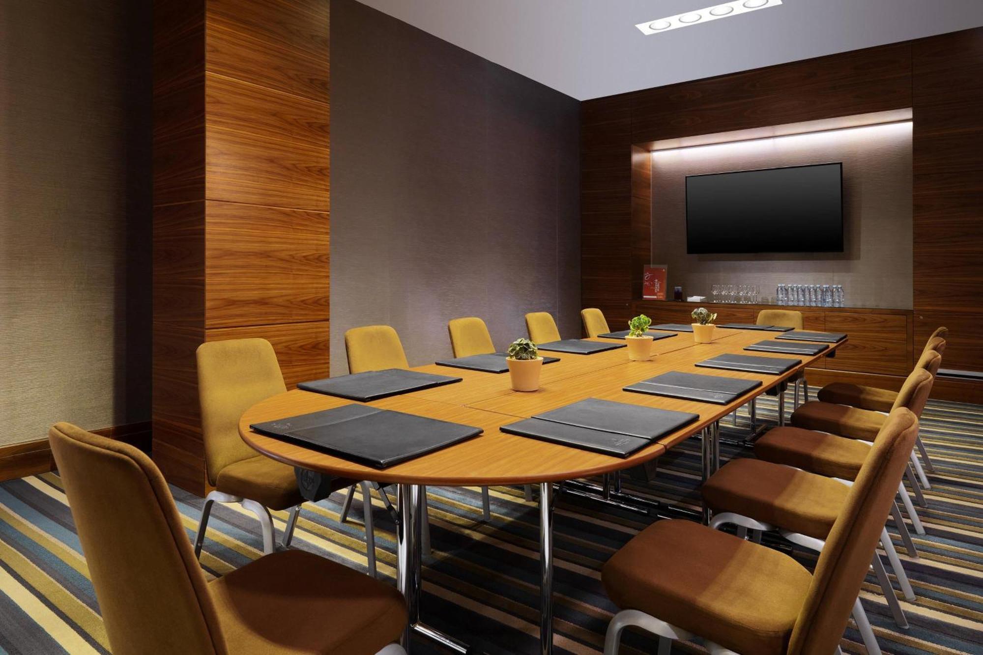 Sheraton Club Des Pins Resort Bagian luar foto