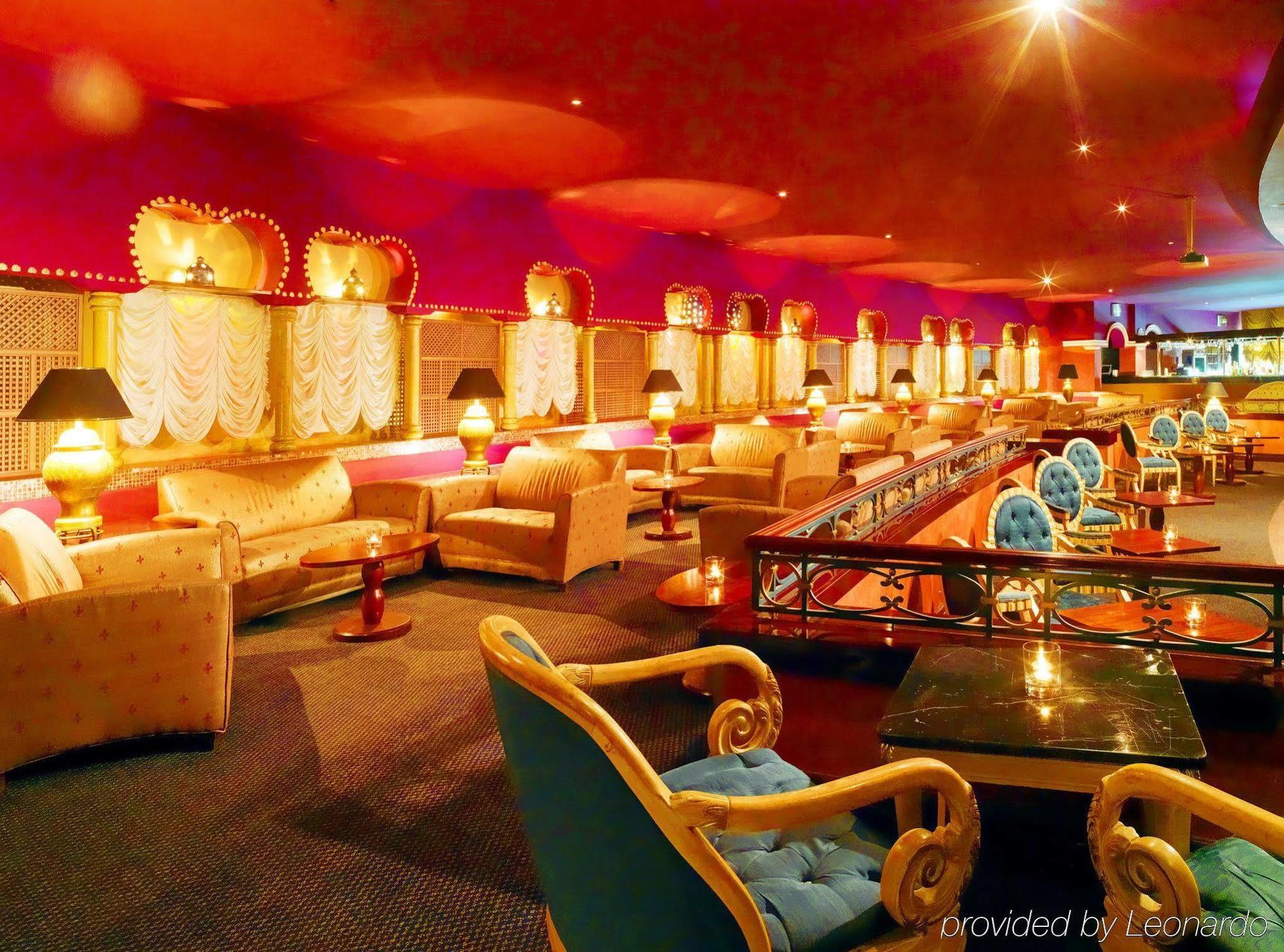 Sheraton Club Des Pins Resort Bagian luar foto